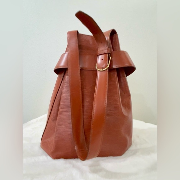 Louis Vuitton Vintage Tan Epi Leather Sac d'Epaule Bucket Shoulder Bag - Picture 2 of 16